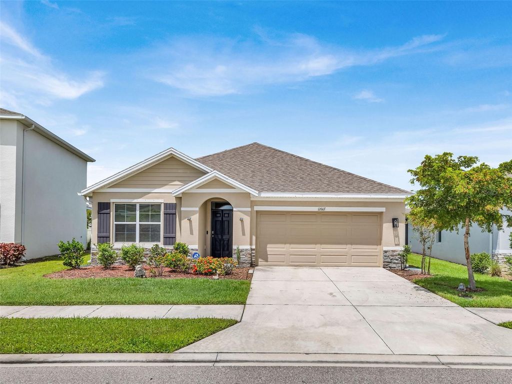 Photo of 12667 Night View Drive, Sarasota, FL 34238 (MLS # A4699605)