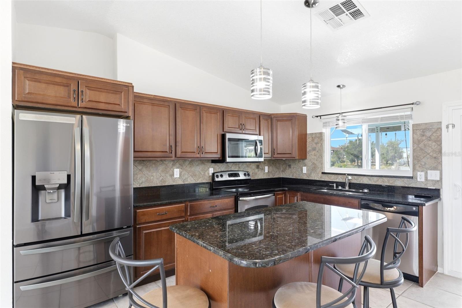 HERNANDO BEACH - Residential