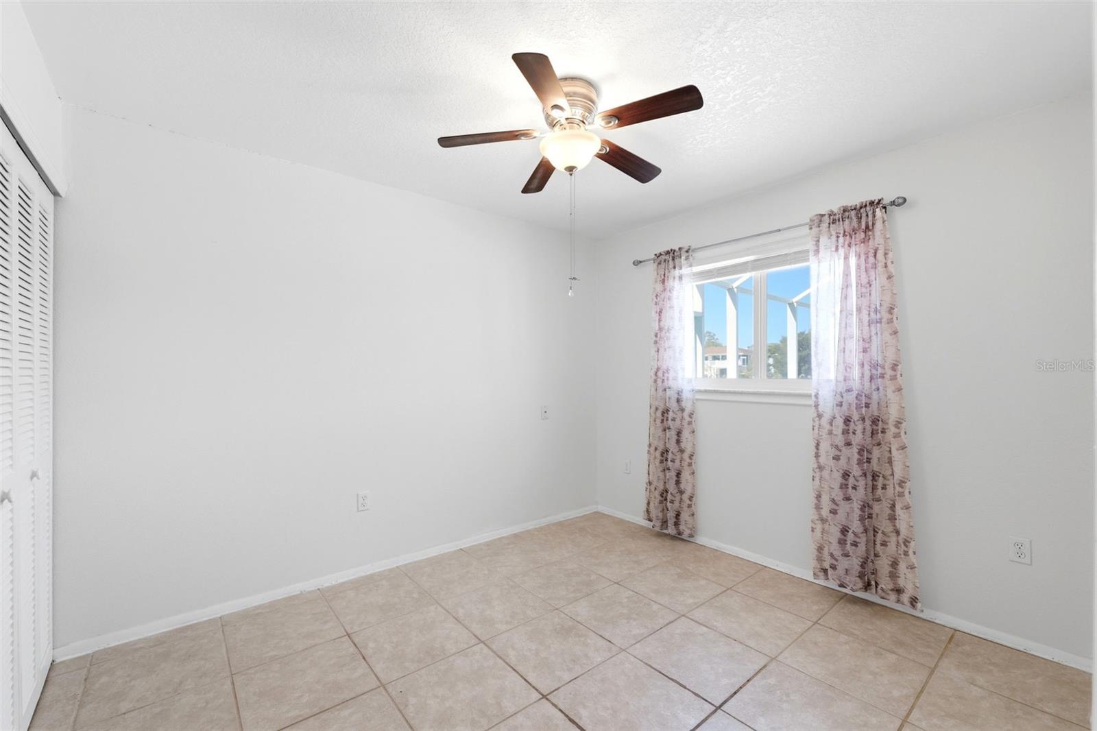 HERNANDO BEACH - Residential