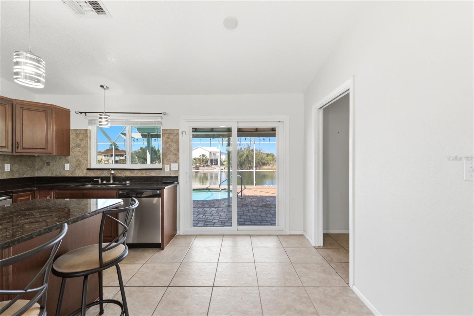 HERNANDO BEACH - Residential