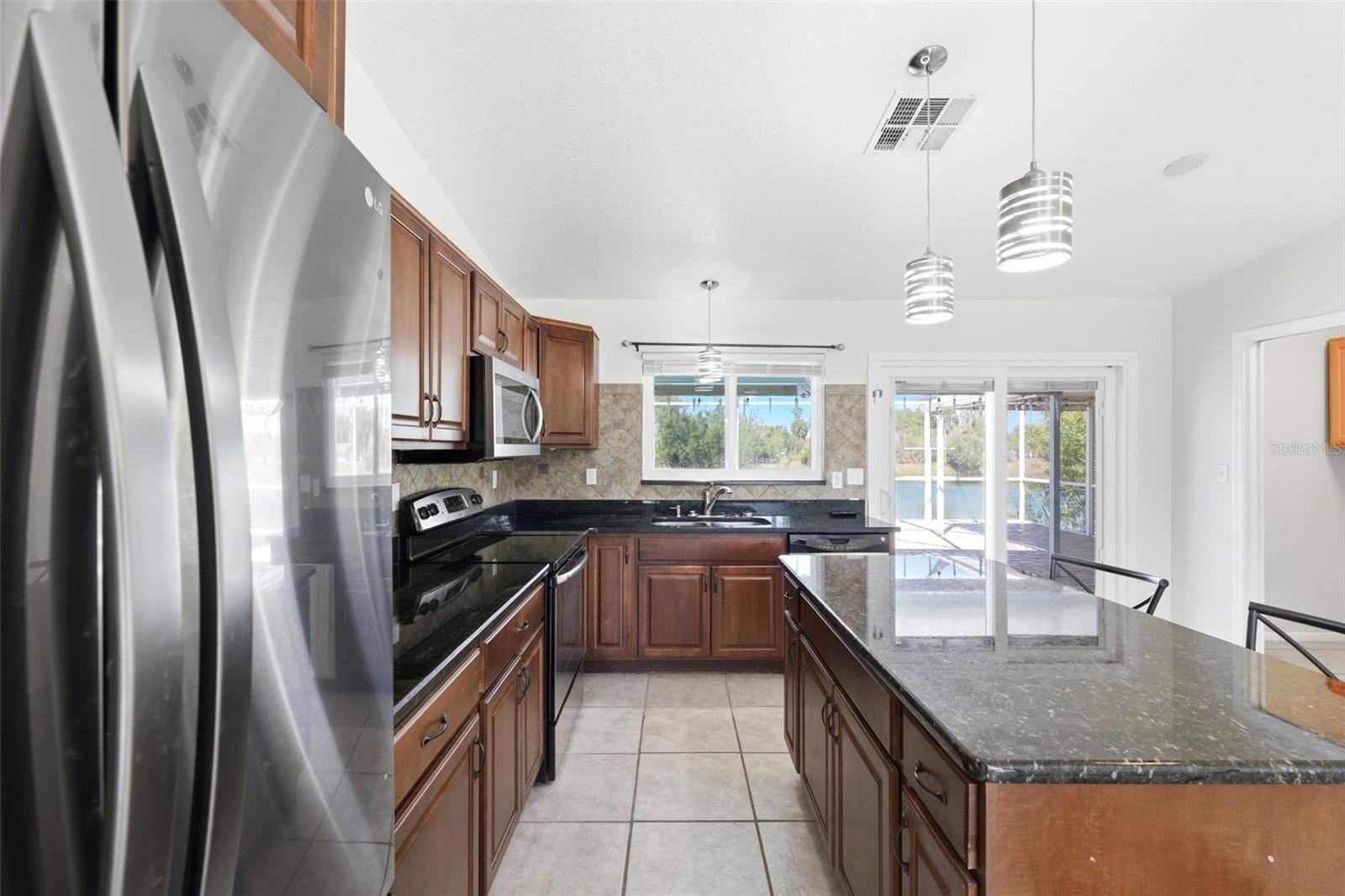 HERNANDO BEACH - Residential