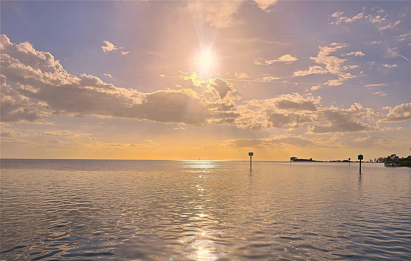 HERNANDO BEACH - Residential