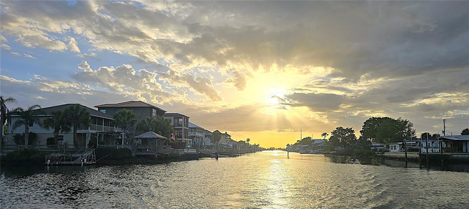 HERNANDO BEACH - Residential