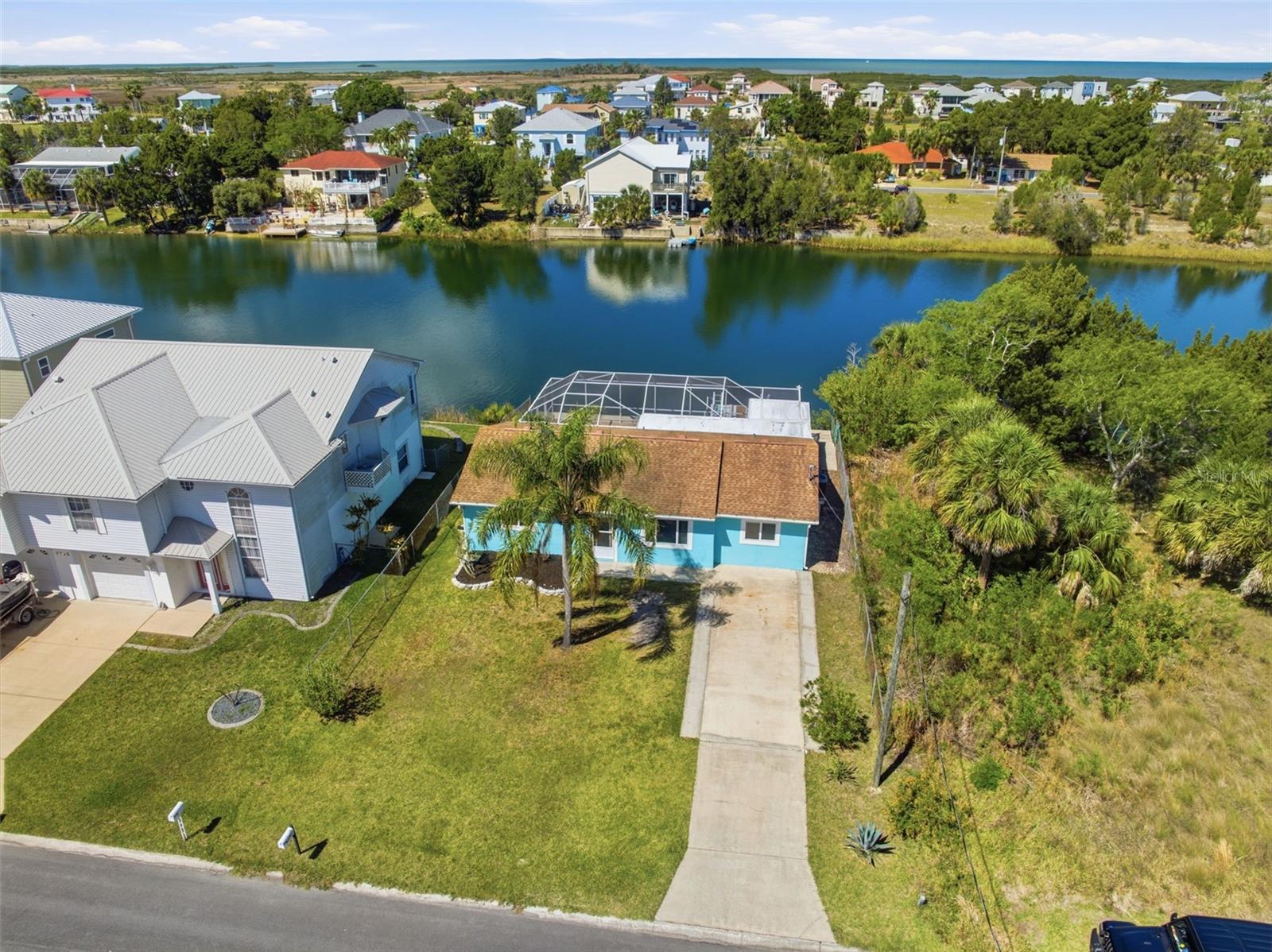 HERNANDO BEACH - Residential