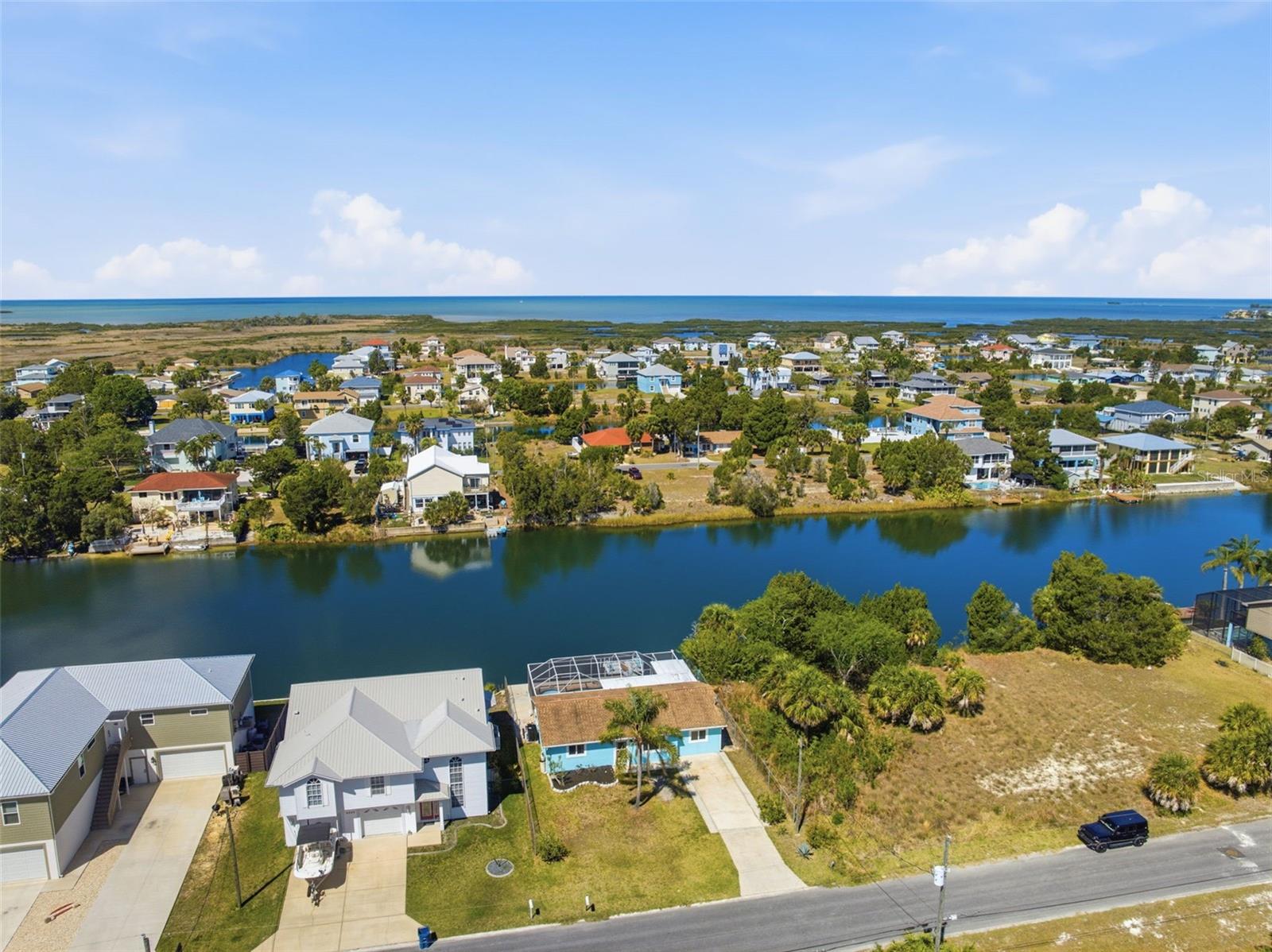 HERNANDO BEACH - Residential