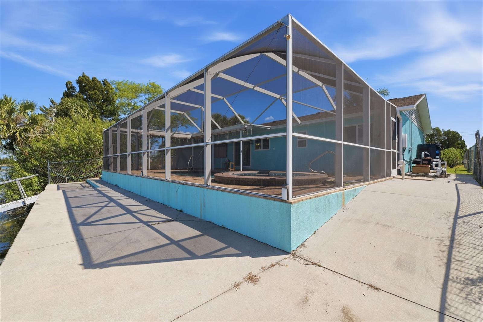 HERNANDO BEACH - Residential