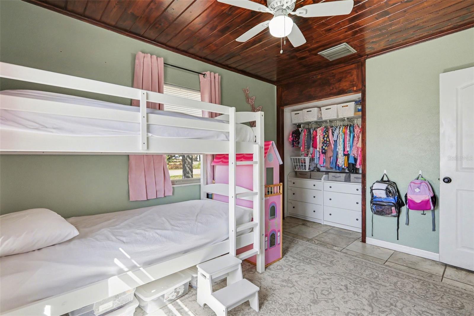 CAMPUS SHORES SUB - Residential