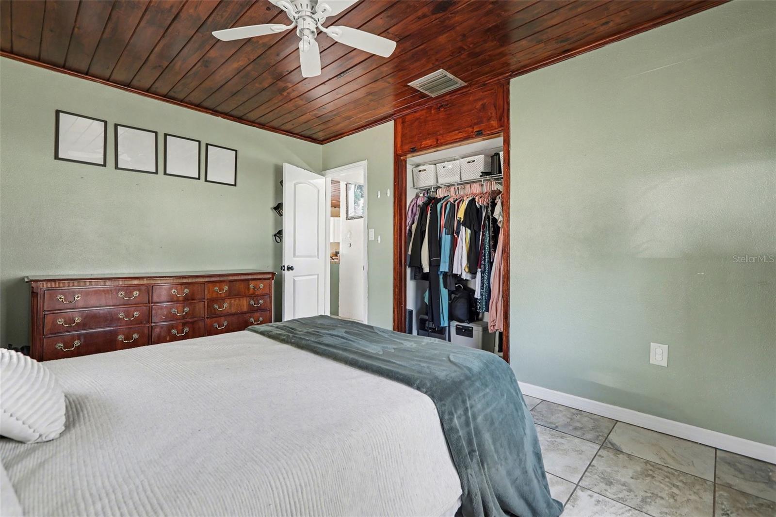 CAMPUS SHORES SUB - Residential