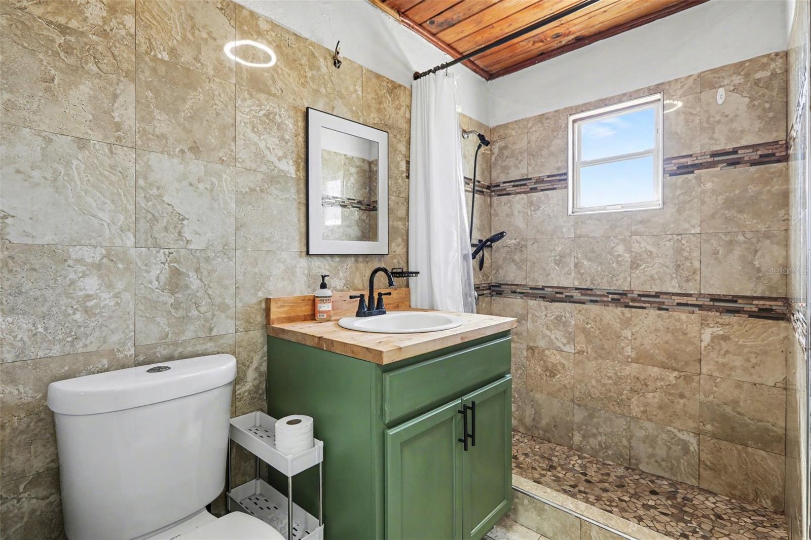 CAMPUS SHORES SUB - Residential