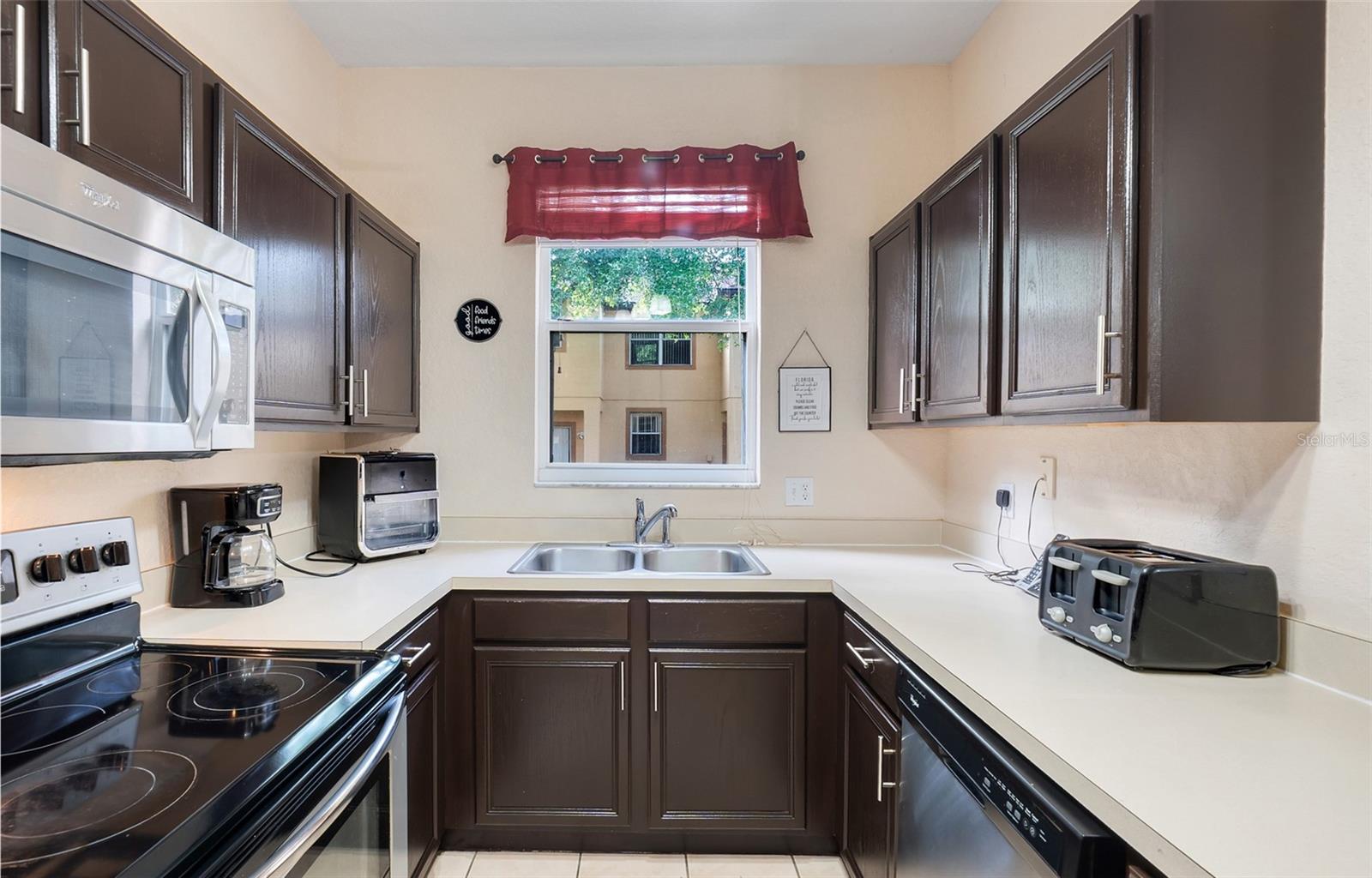 REGAL PALMS AT HIGHLAND RESERVE - Residential