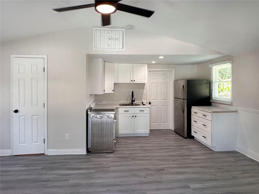 Photo of 1818 Worrington Street #2, Sarasota, FL 34231 (MLS # A4706620)