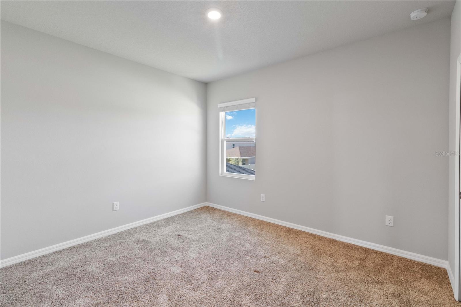 ARTISAN LAKES EAVES BEND PHASE I SP A-K - Residential Lease