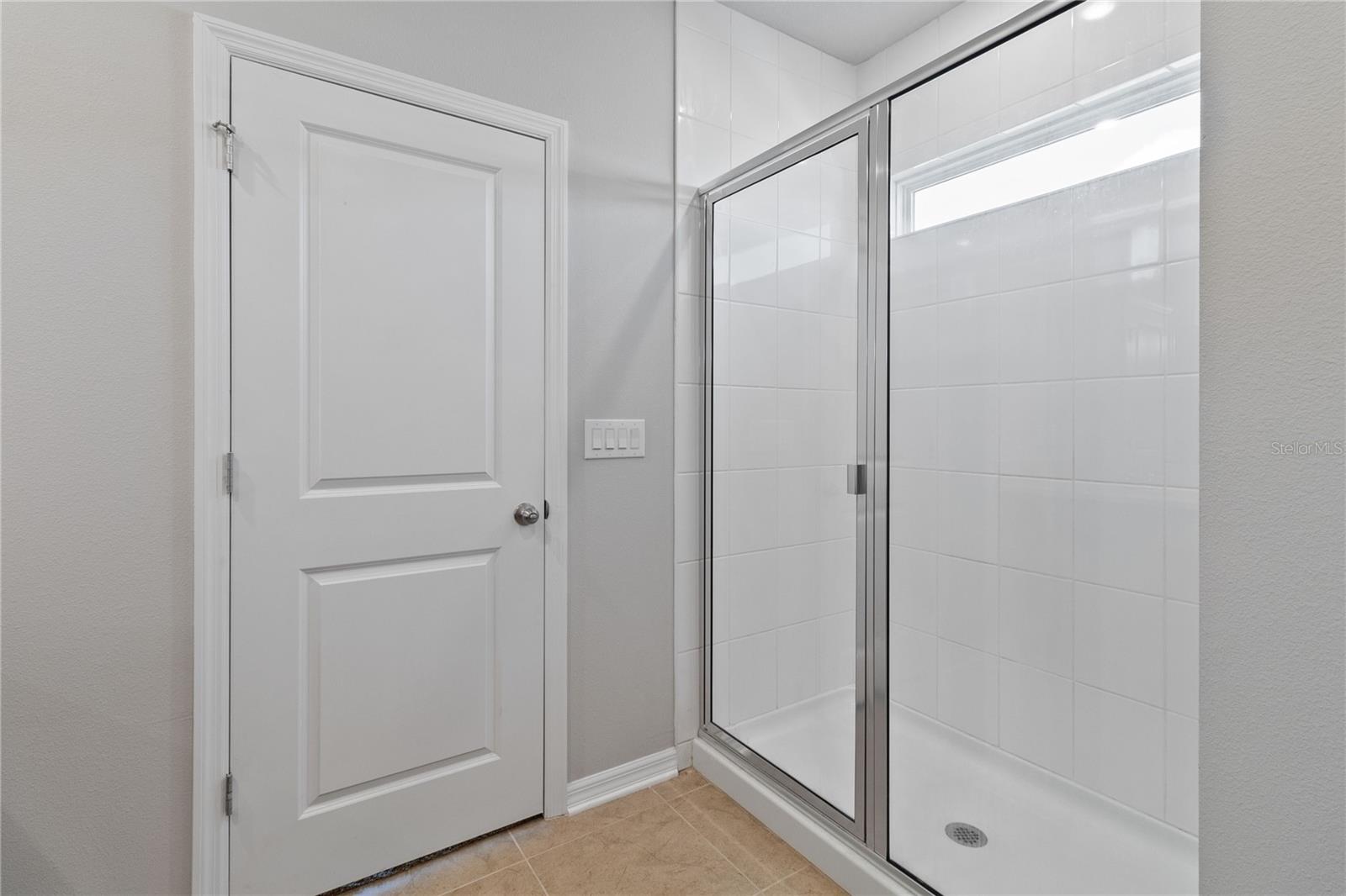 ARTISAN LAKES EAVES BEND PHASE I SP A-K - Residential Lease