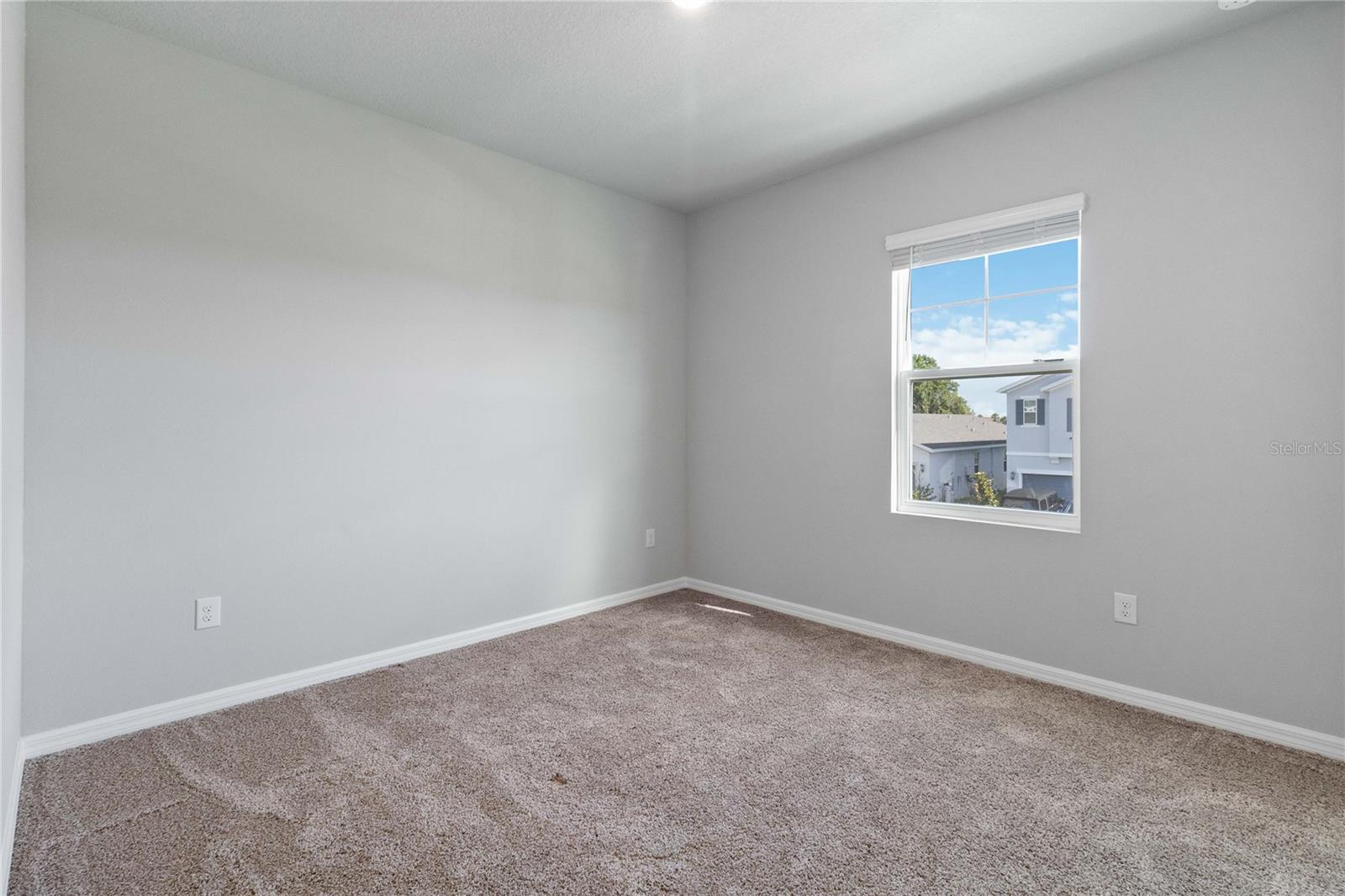 ARTISAN LAKES EAVES BEND PHASE I SP A-K - Residential Lease