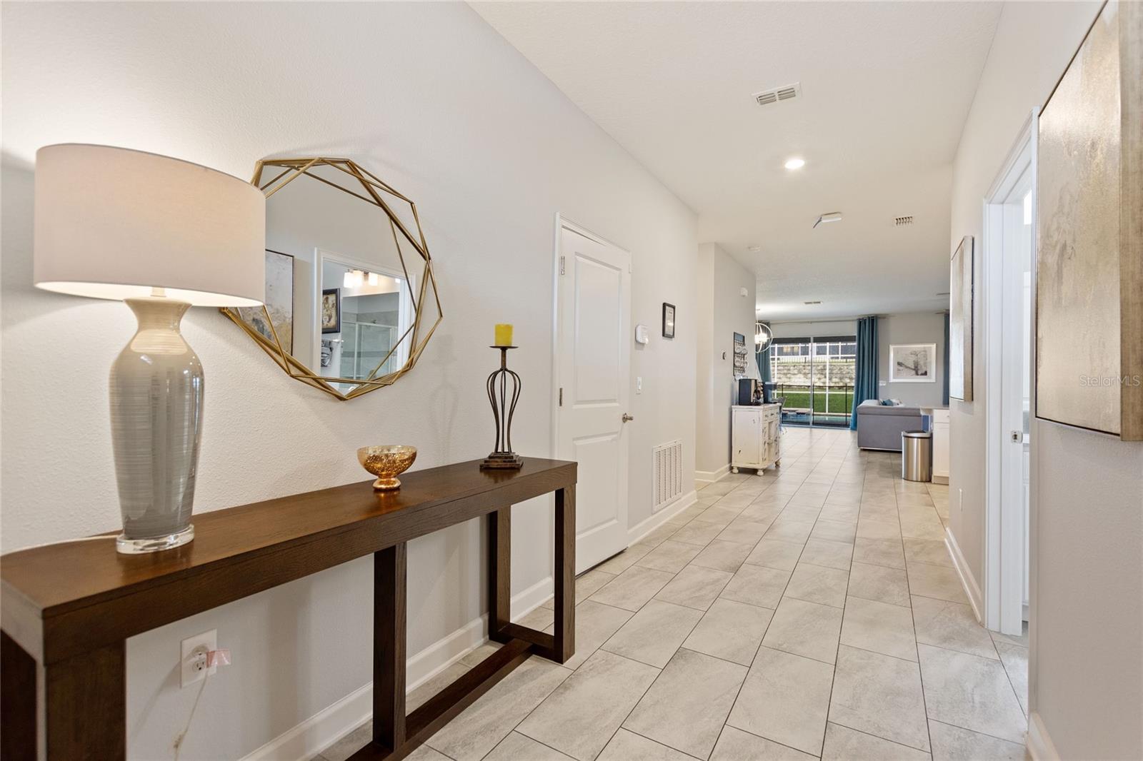 1594 SANDBAGGER DRIVE