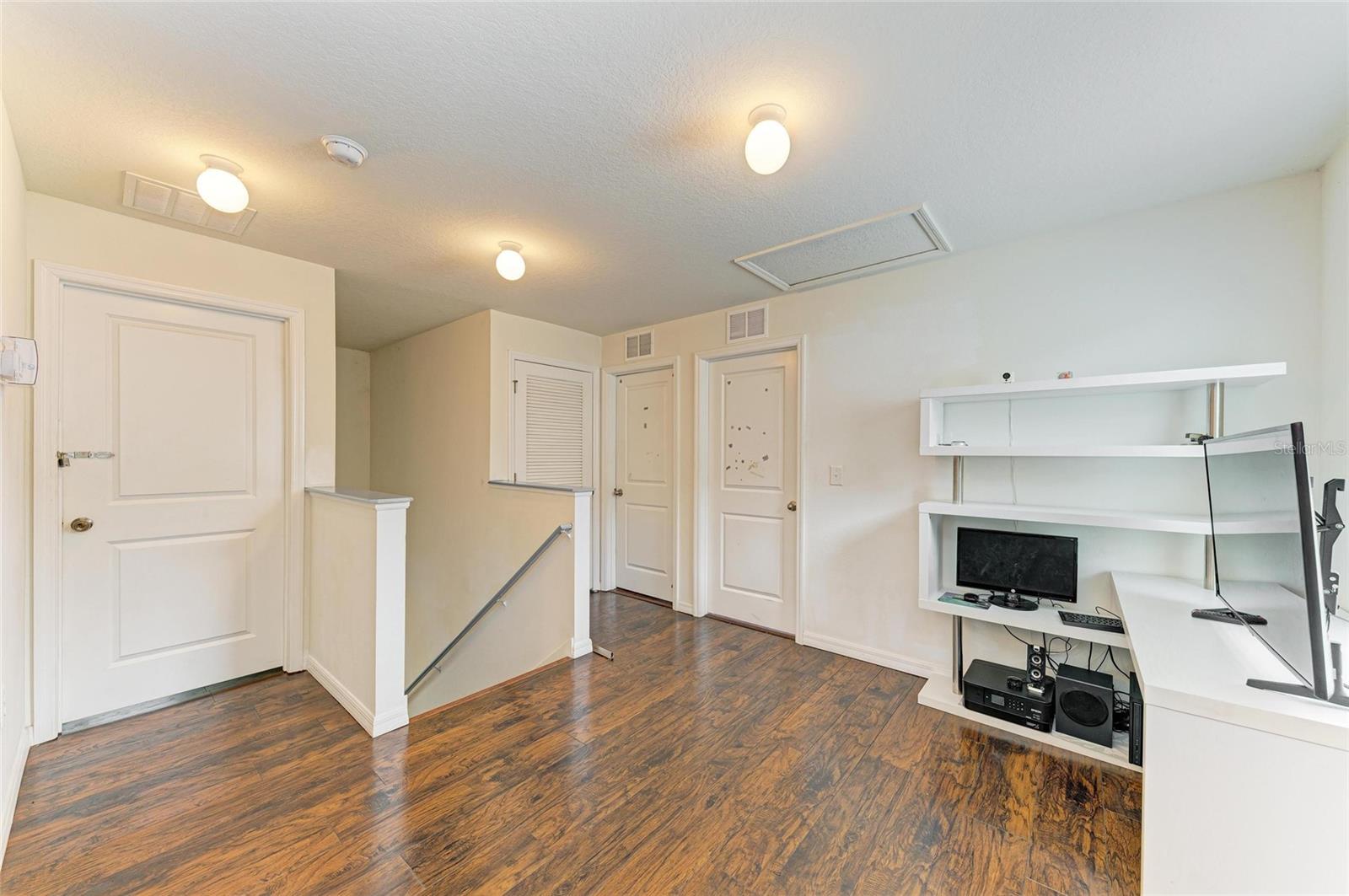 COTTAGES AT SAN LORENZO - Residential