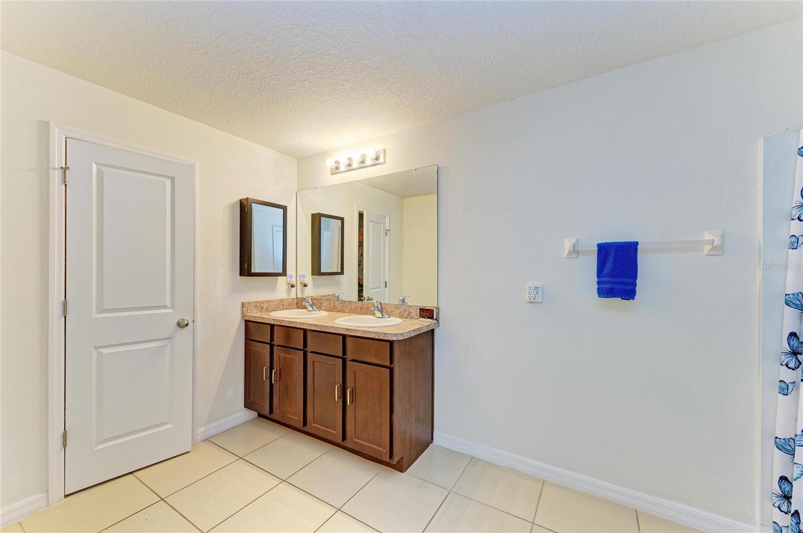 COTTAGES AT SAN LORENZO - Residential