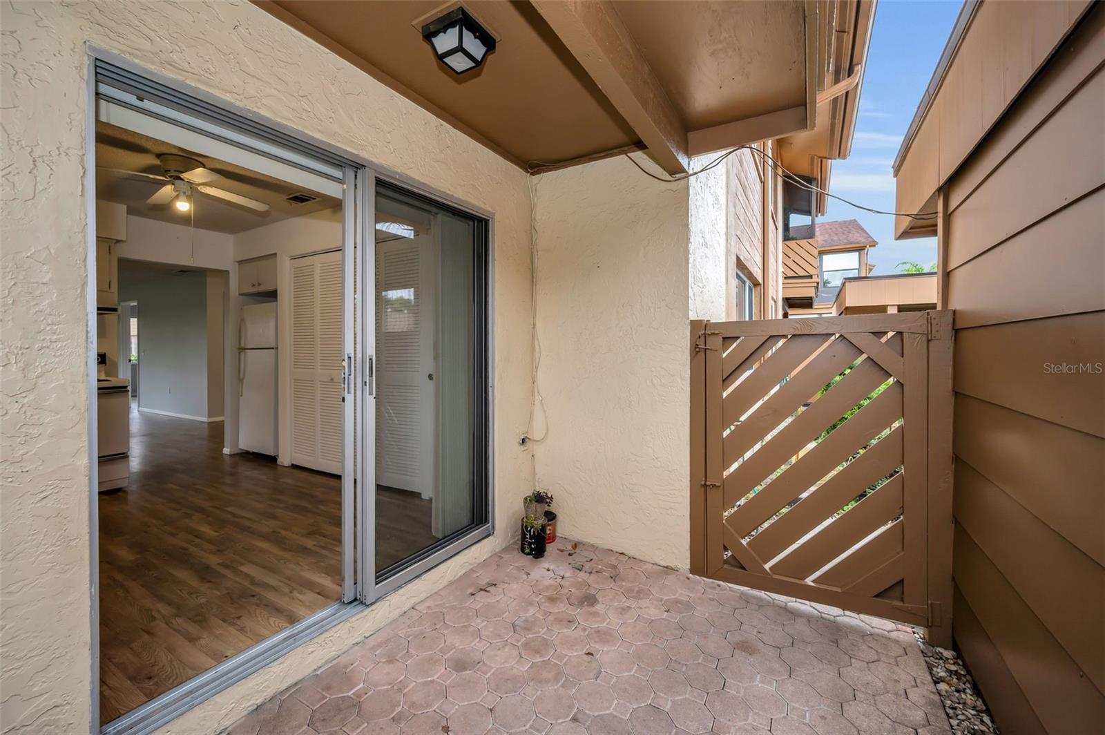 BEACON LAKES CONDO 05B - Residential