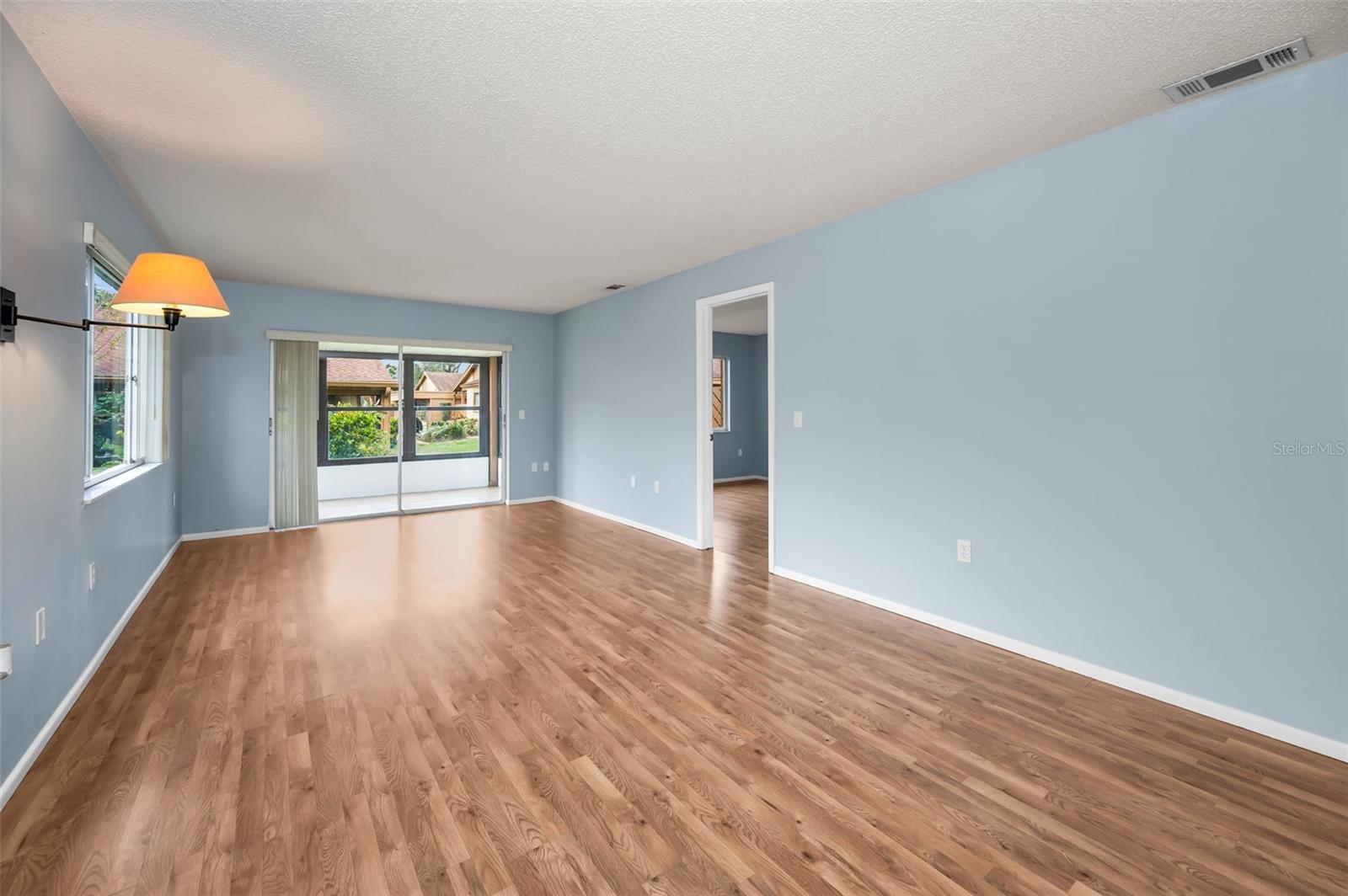 BEACON LAKES CONDO 05B - Residential