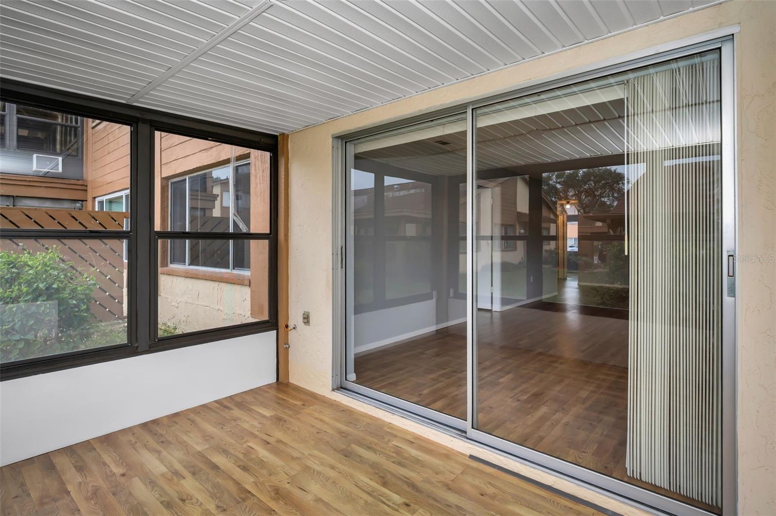 BEACON LAKES CONDO 05B - Residential