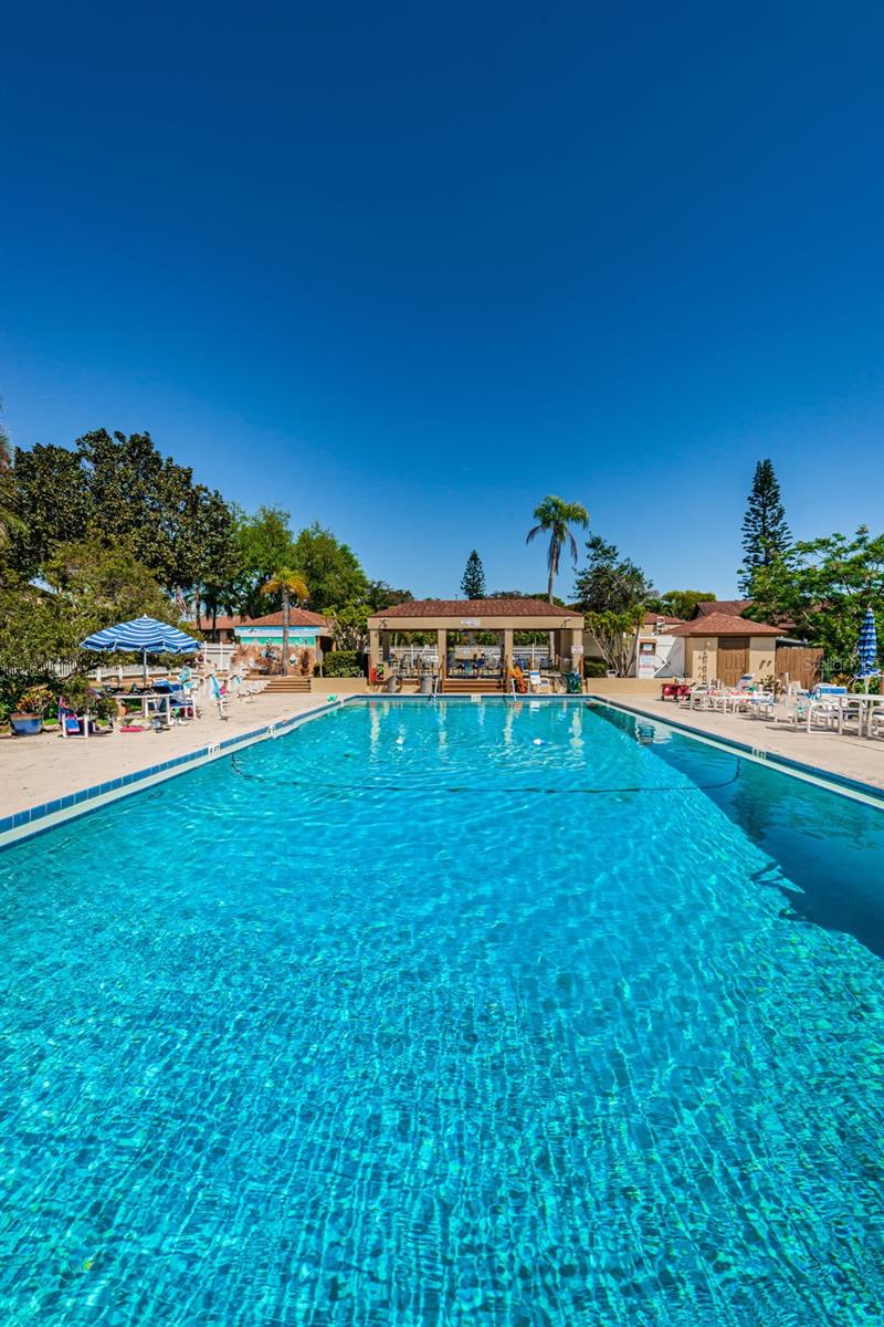 BEACON LAKES CONDO 05B - Residential