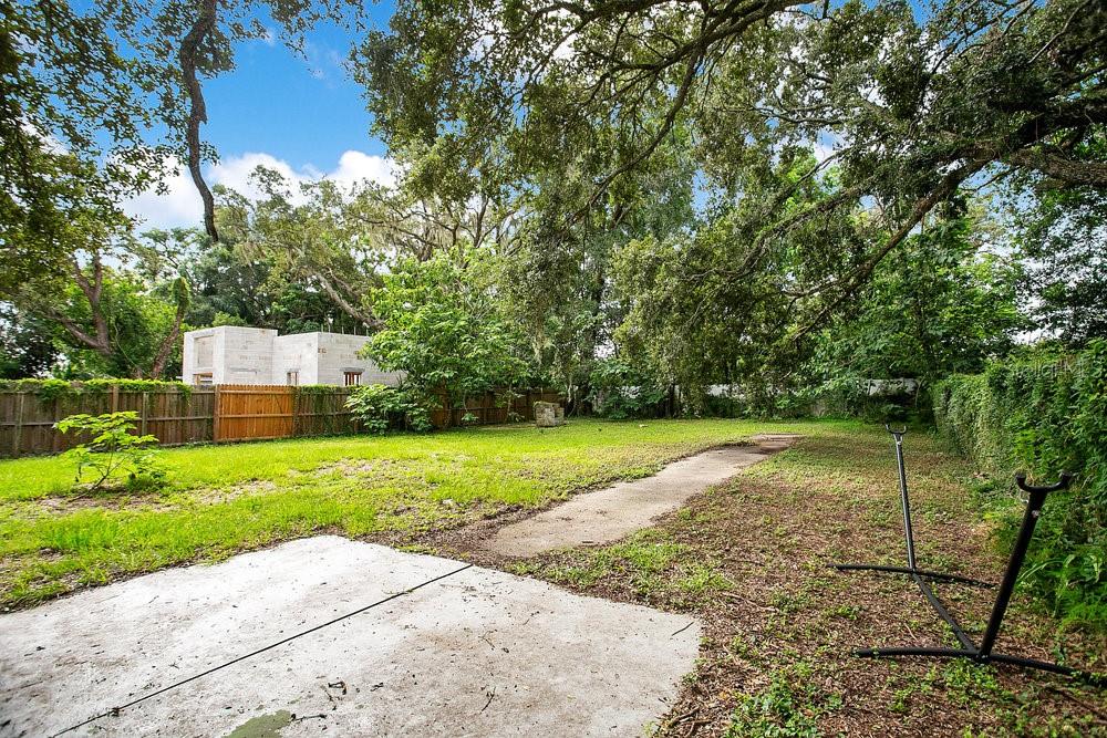 TEMPLE TERRACE ANNEX - Residential