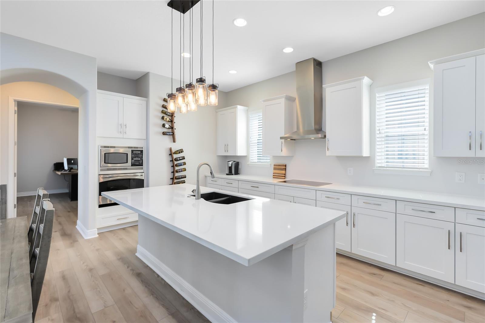 LAUREATE PARK - Residential