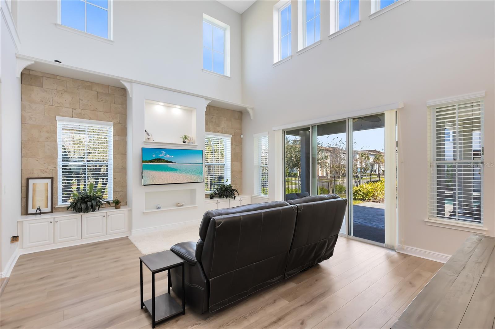 LAUREATE PARK - Residential