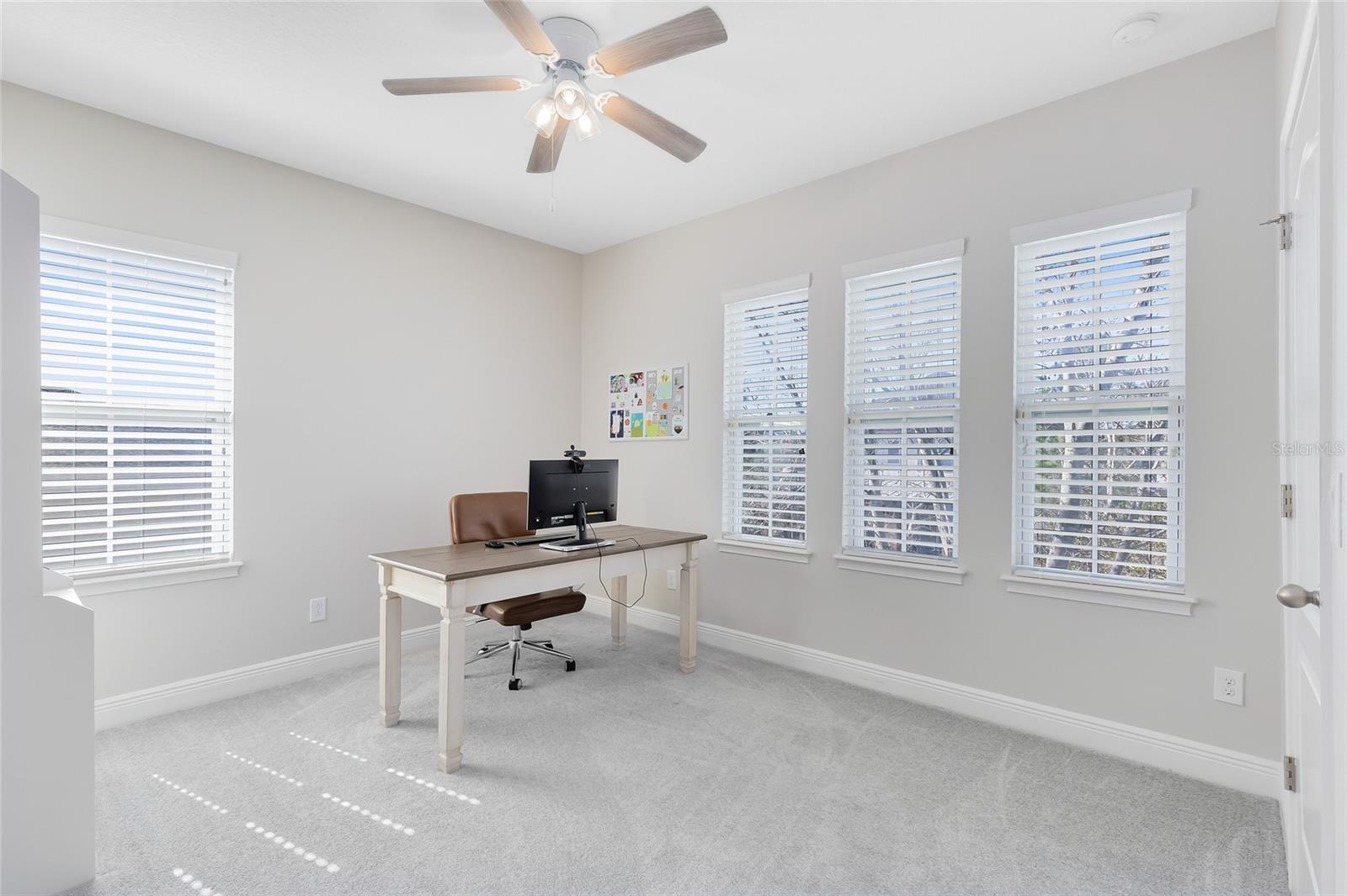 LAUREATE PARK - Residential