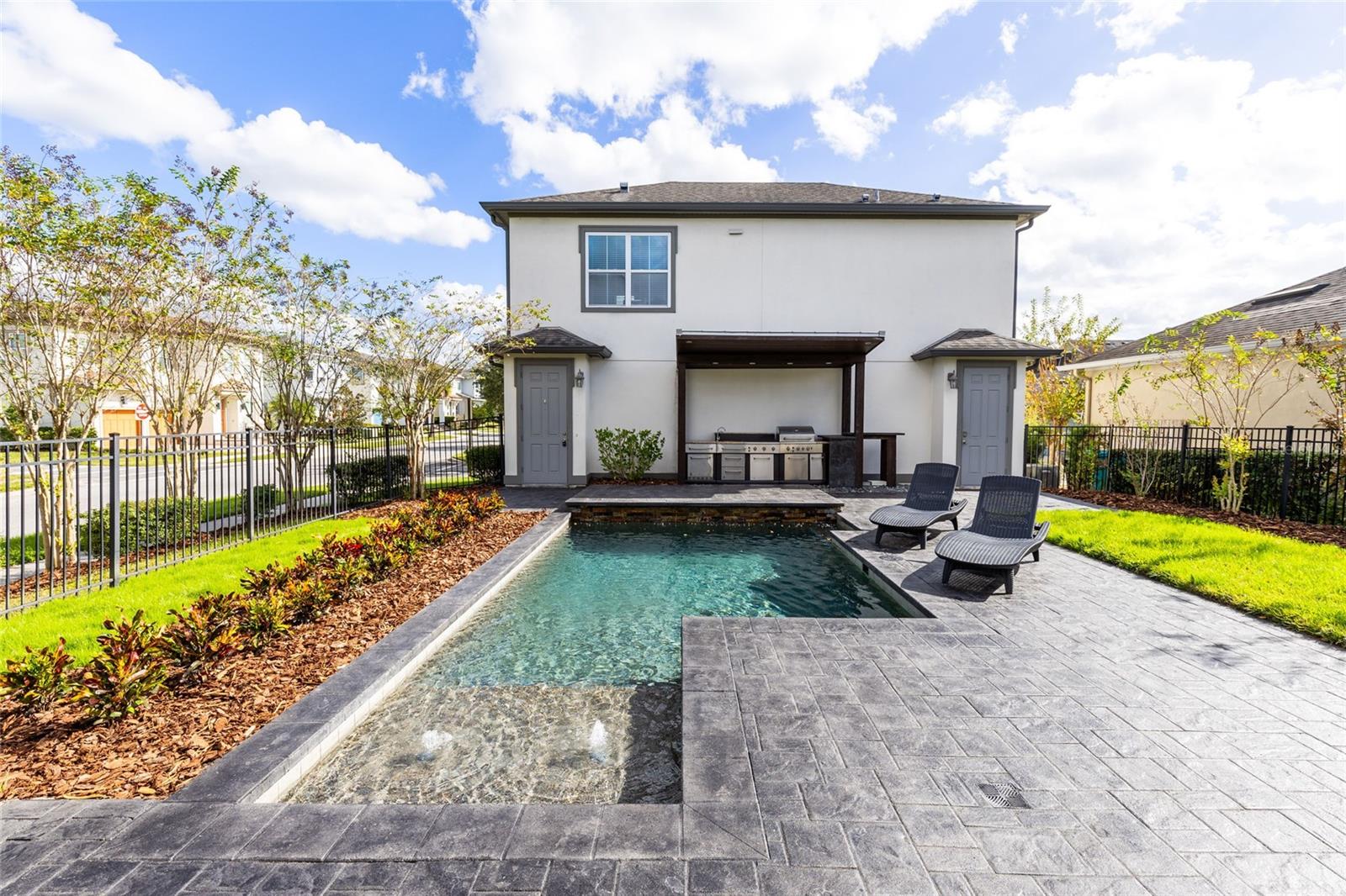 LAUREATE PARK - Residential