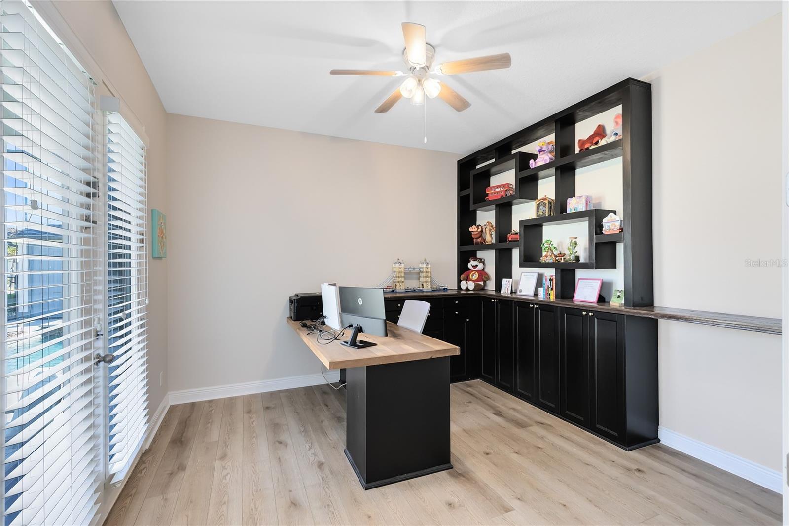 LAUREATE PARK - Residential