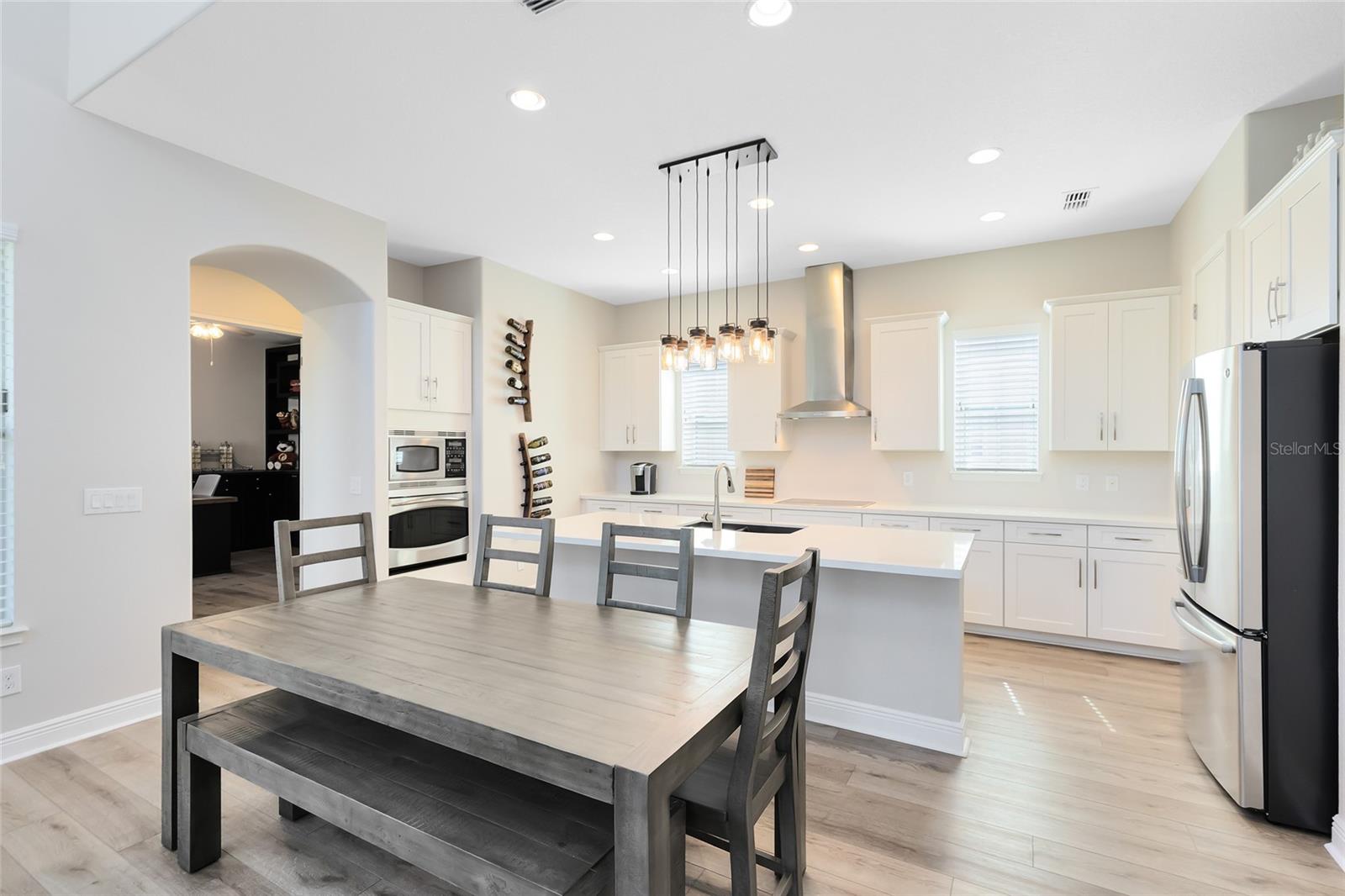 LAUREATE PARK - Residential