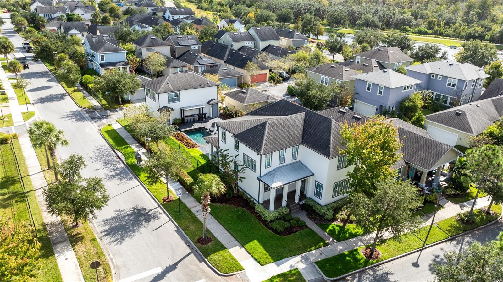 LAUREATE PARK - Residential