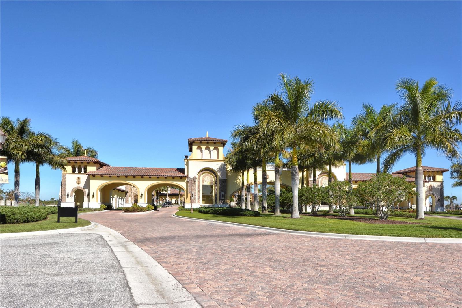 GRAN PARADISO, TWNHMS 1A - Residential