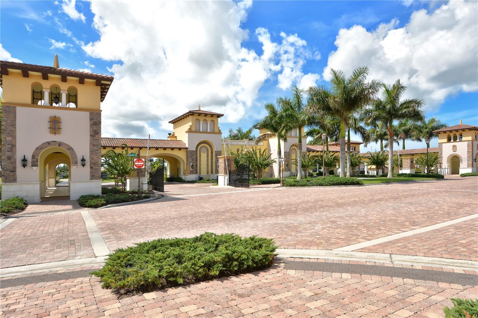 GRAN PARADISO, TWNHMS 1A - Residential