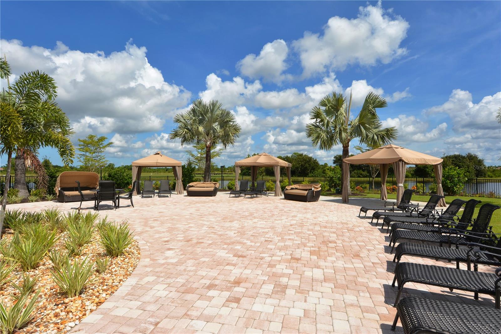 GRAN PARADISO, TWNHMS 1A - Residential