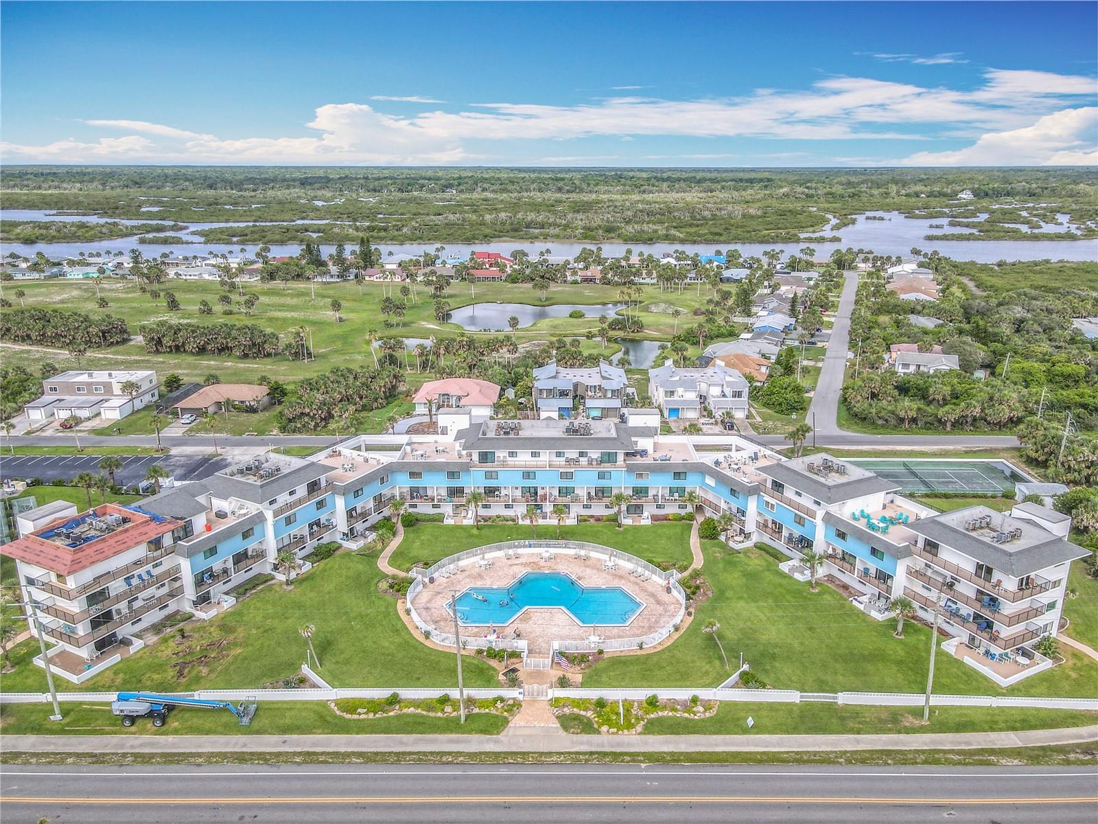 OCEAN BEACH CONDO CLUB I - Residential