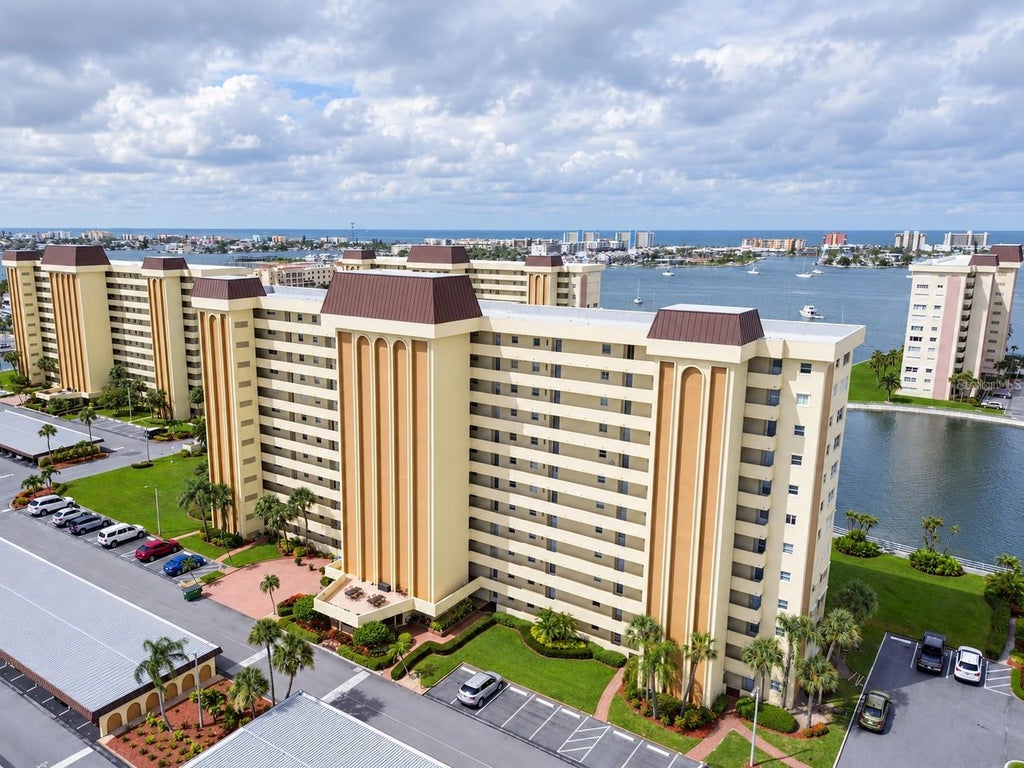Photo of 4575 Cove Circle #506, St Petersburg, FL 33708 (MLS # TB8532711)