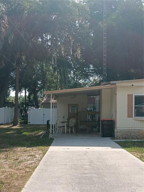 A home in SILVER SPRINGS