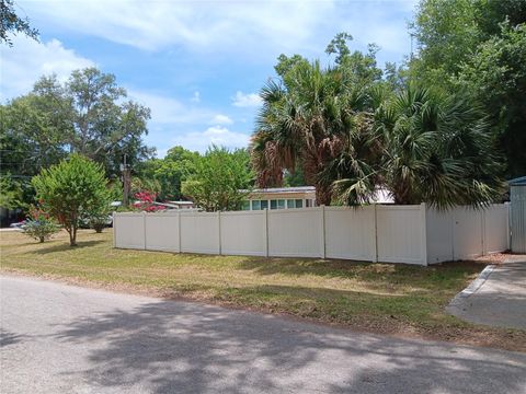 A home in SILVER SPRINGS