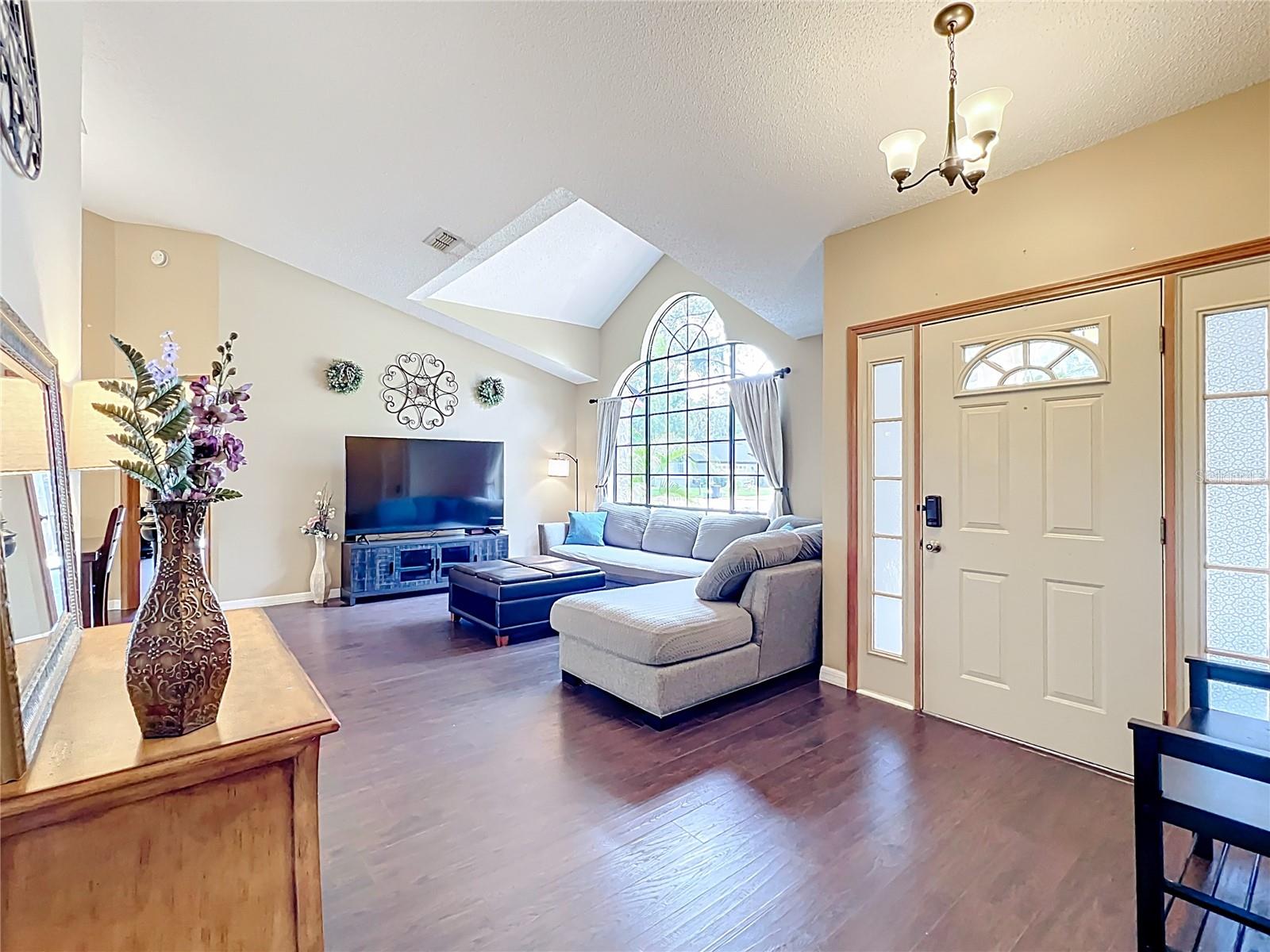 700 WYCKLIFFE PLACE