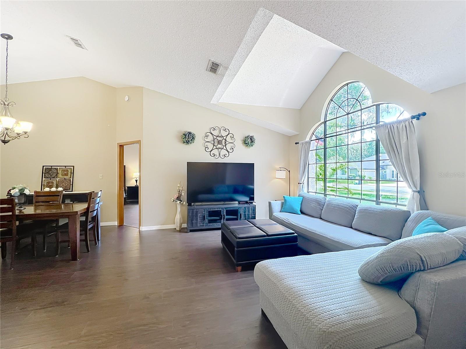 700 WYCKLIFFE PLACE