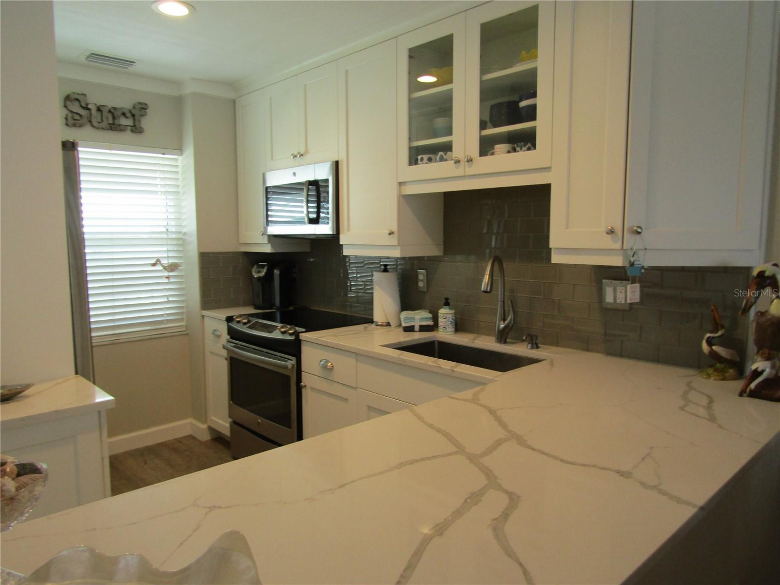 GULF N BAY - Residential Lease
