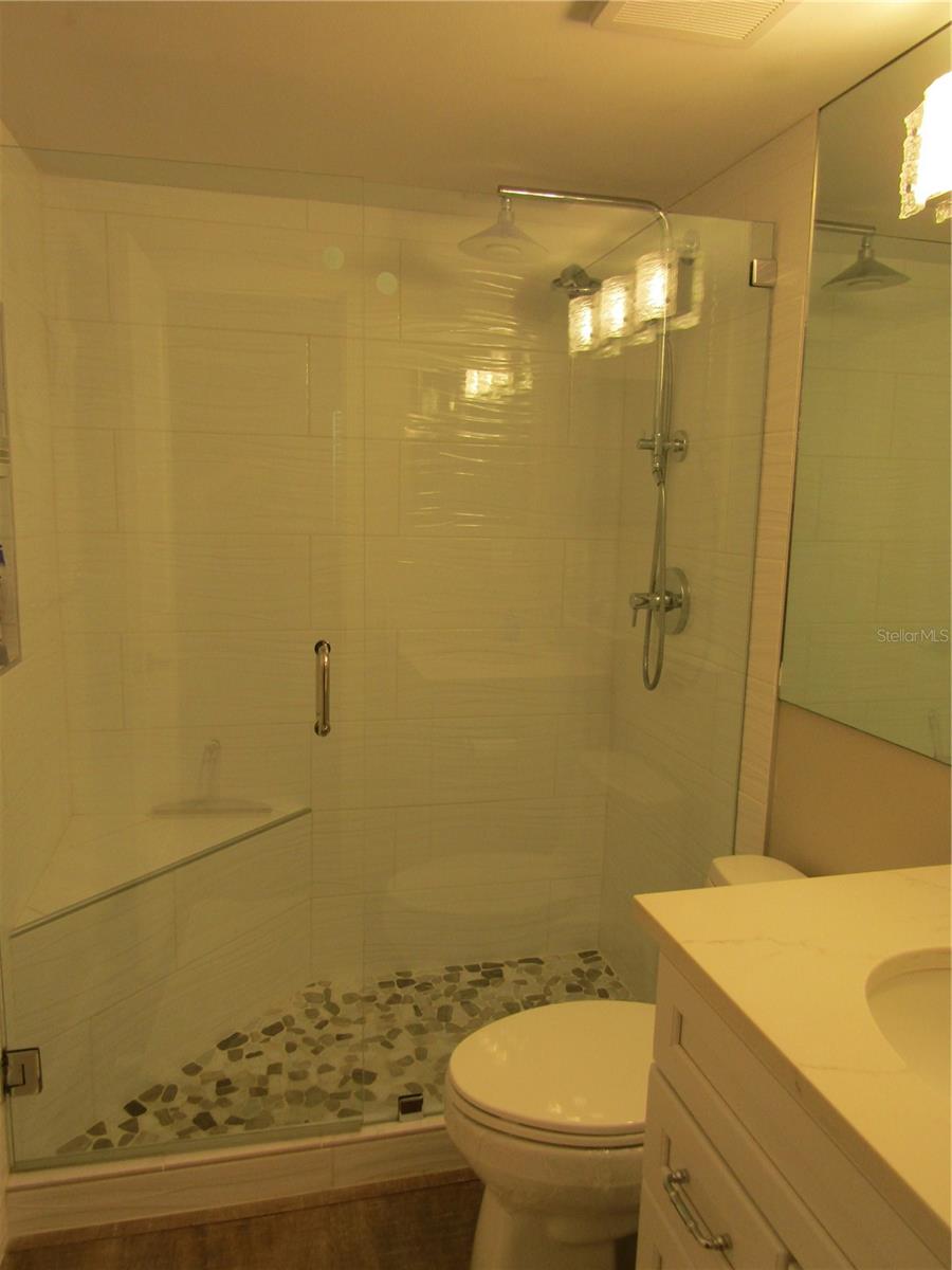 GULF N BAY - Residential Lease