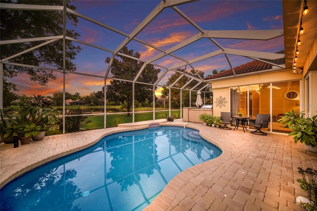 Photo of 14703 Sundial Place, Lakewood Ranch, FL 34202 (MLS # A4708766)