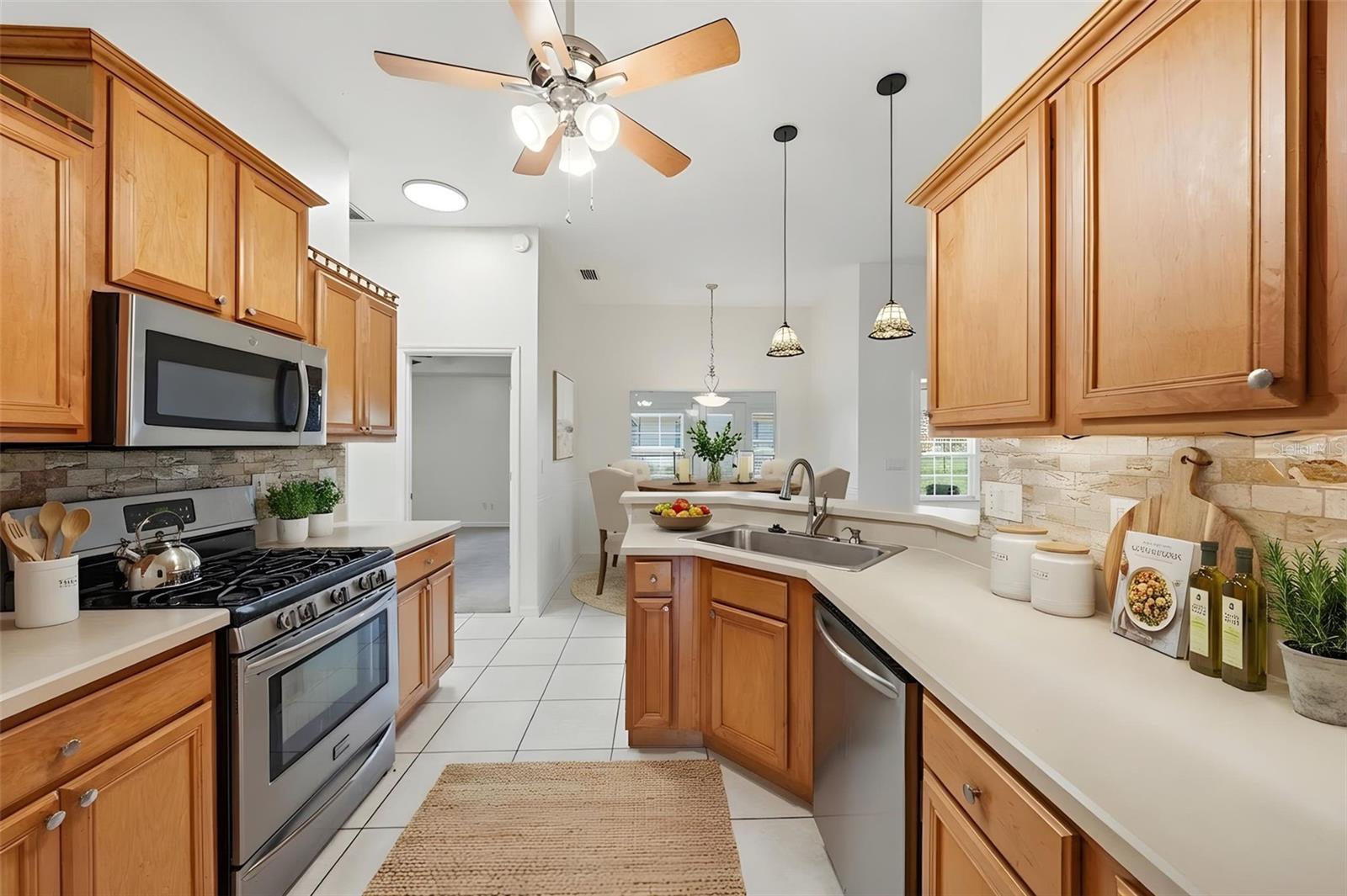 BRIGHT WATER PLACE - Residential