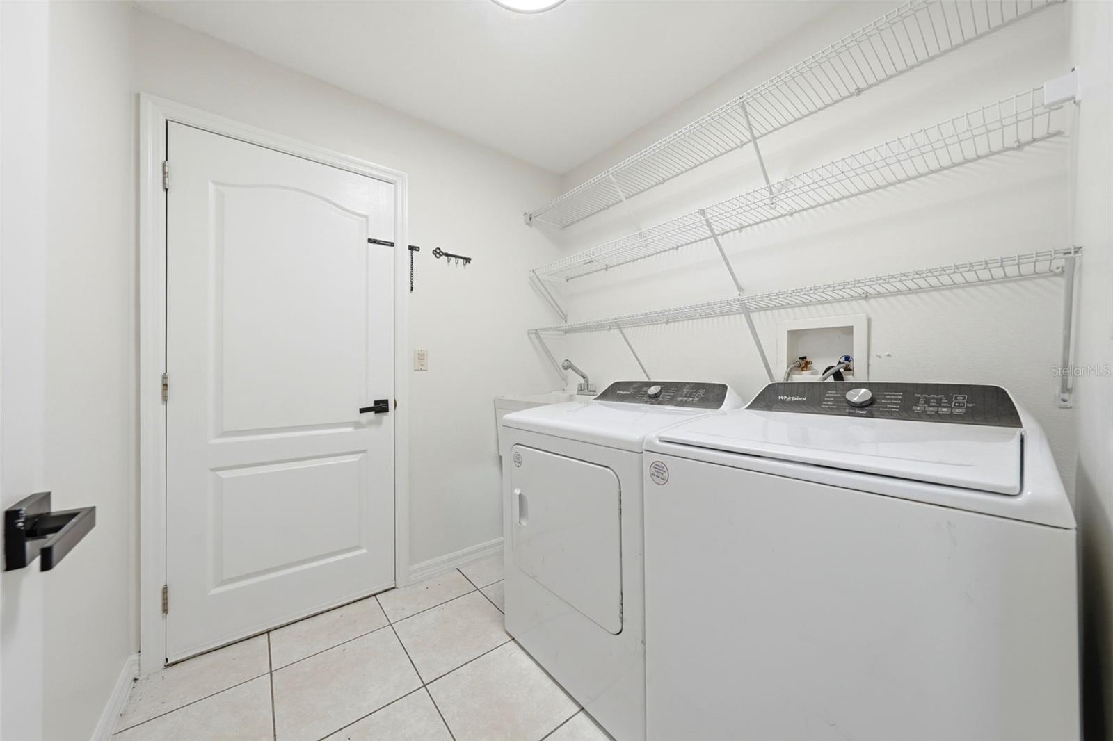 BRIGHT WATER PLACE - Residential