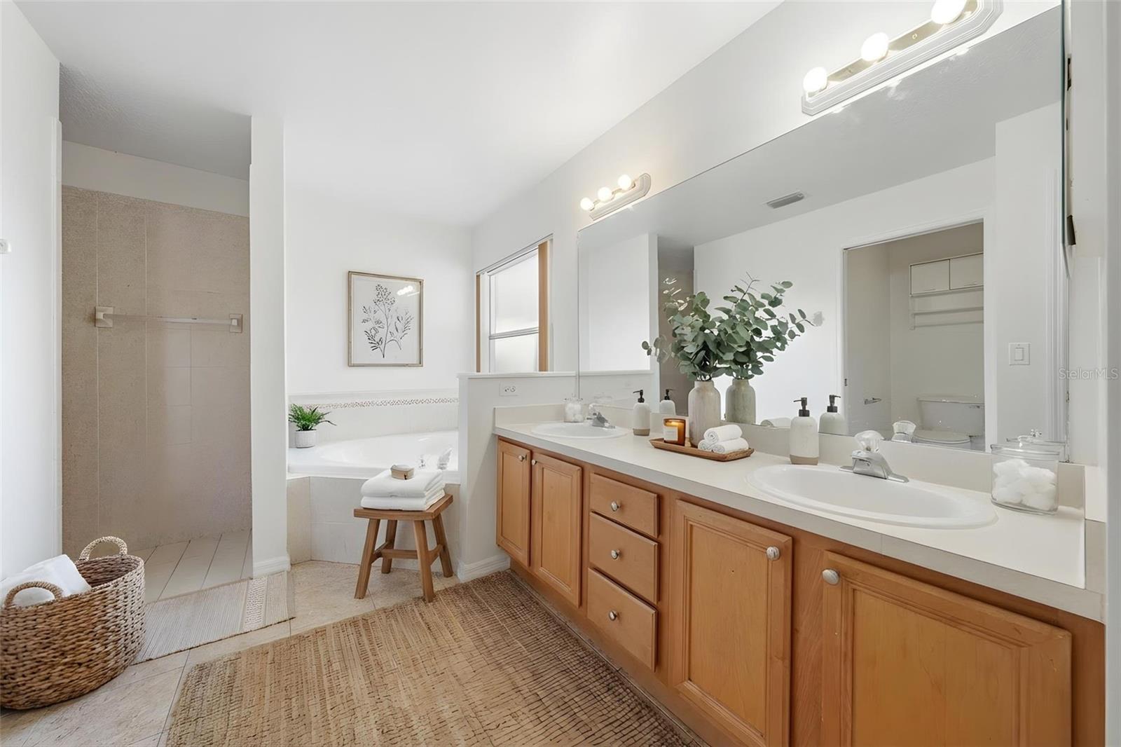 BRIGHT WATER PLACE - Residential