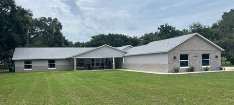 A home in EUSTIS