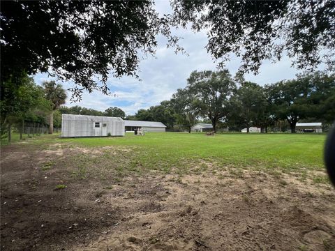 A home in EUSTIS